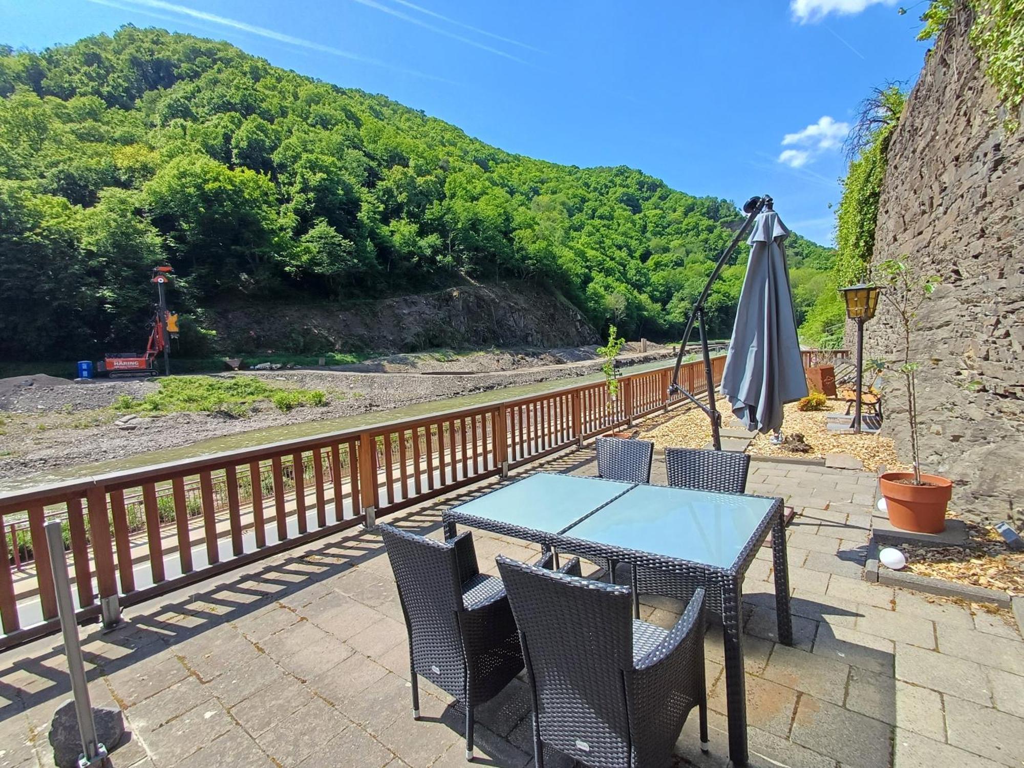 Ferienapartment Zur Bunten Kuh Walporzheim Bad Neuenahr-Ahrweiler Dış mekan fotoğraf